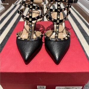 Valentino Garavani Rockstud Heels